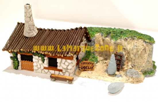 Figurines Astérix Et Sa Maison Avec Fond - Occasion, Collection
