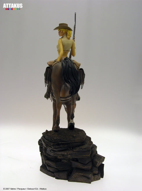 BERNARD BELLUC, FIGURINE EN PORCELAINE : MAMELUCK DE LA GARDE IMPÉRIALE BERNARD BELLUC, FIGURINE EN PORCELAINE : MAMELUCK DE LA GARDE IMPÉRIALE