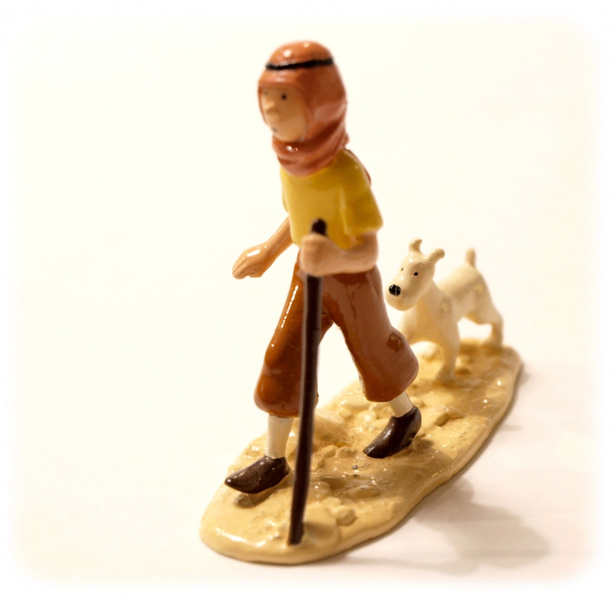 TINTIN TINTIN & MILOU DANS LE DESERT figurine métal 6 cm (pixi 4544 — free download