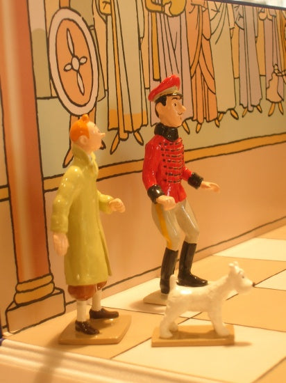 HERGÉ. Tintin. Tintin, Milou sceptre, figurine Pixi réf 5501 HERGÉ. Tintin. Tintin, Milou sceptre, figurine Pixi réf 5501