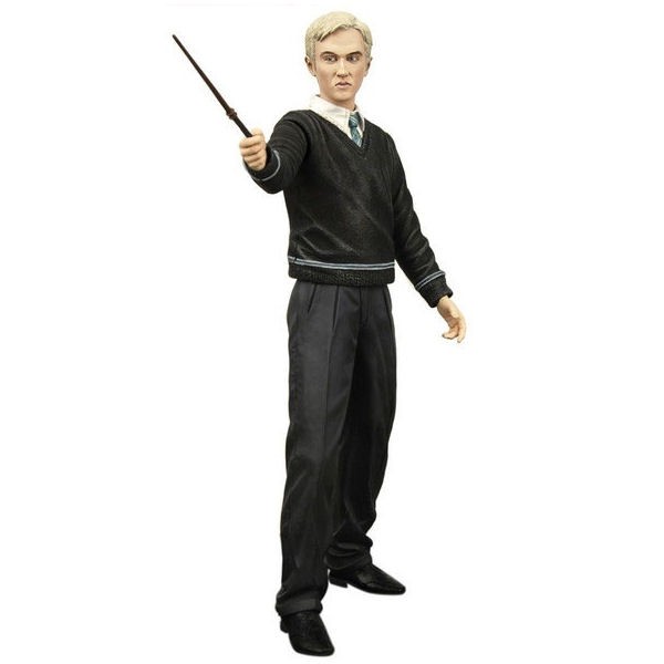 Figurines et cadeaux du cinéma : baguette Harry Potter, peluches de dessins