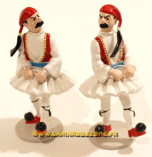 TINTIN: LES DUPONDT HABILLES EN SYLDAVES - figurines métal 8.8 cm