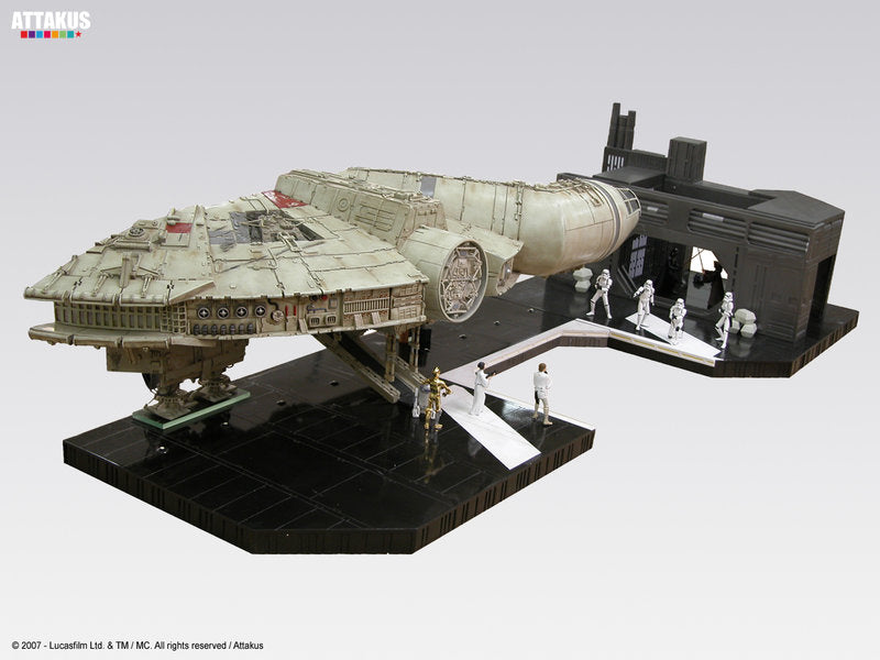 STAR WARS: DEATH STAR DIORAMA, MILLENIUM FALCON & CORRIDOR FINALE DUEL - diorama résine