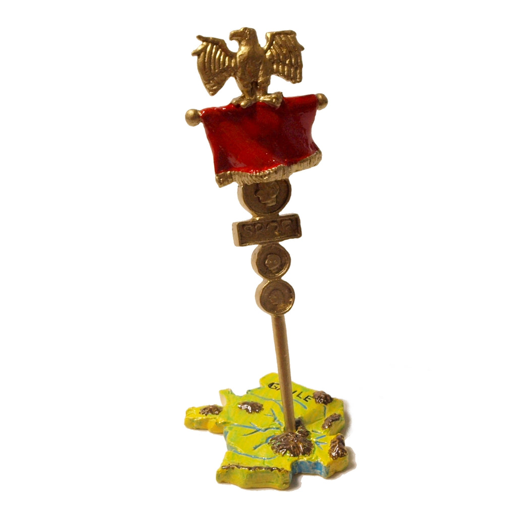 Figurine de collection Pixi Objets d'Astérix, la carte de Gaule et l'étendard 2006 (06040)