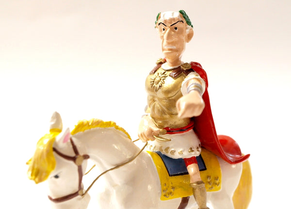 ASTERIX: JULES CESAR A CHEVAL - figurine métal 10 cm