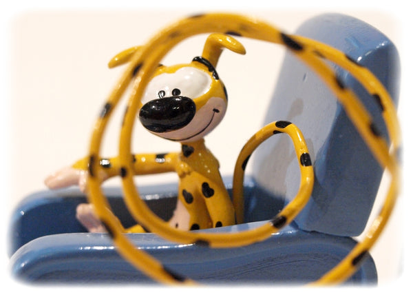 LE MARSUPILAMI: MARSU DANS LE FAUTEUIL - figurine métal
