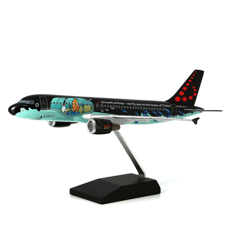 TINTIN. L'AVION ROUGE de l'ile noire. Numéro 8. EUR 15,99 - FR