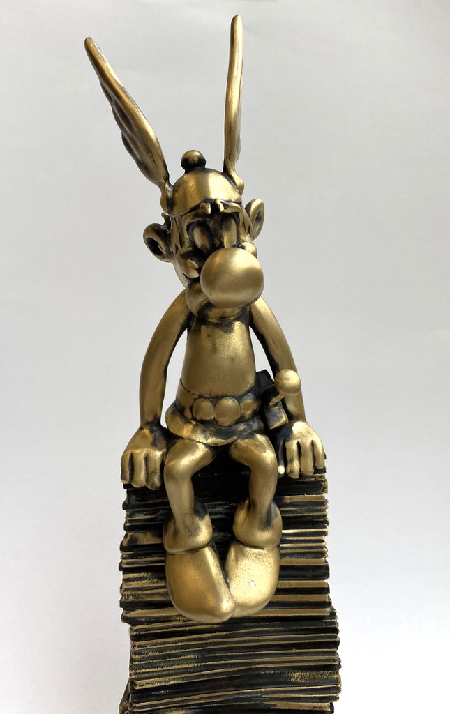 Figurine Pixi astérix : le trophée menhir d' or / ref 6035 / tirage 440 Figurine Pixi astérix : le trophée menhir d' or / ref 6035 / tirage 440