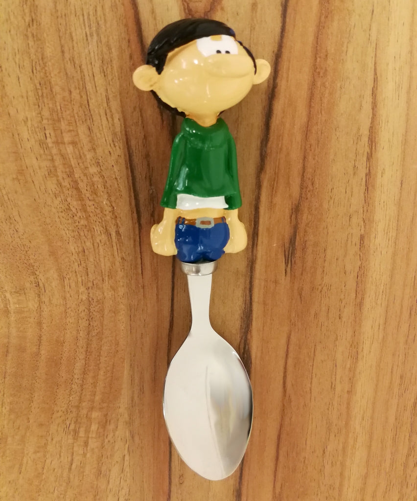 Charmant accroche serviettes en fonte et en porcelaine