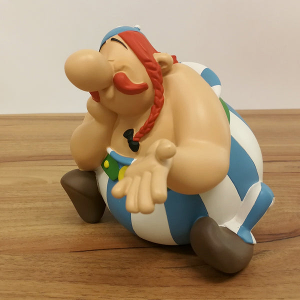 ASTERIX: OBELIX ASSIS - statuette résine 14 cm