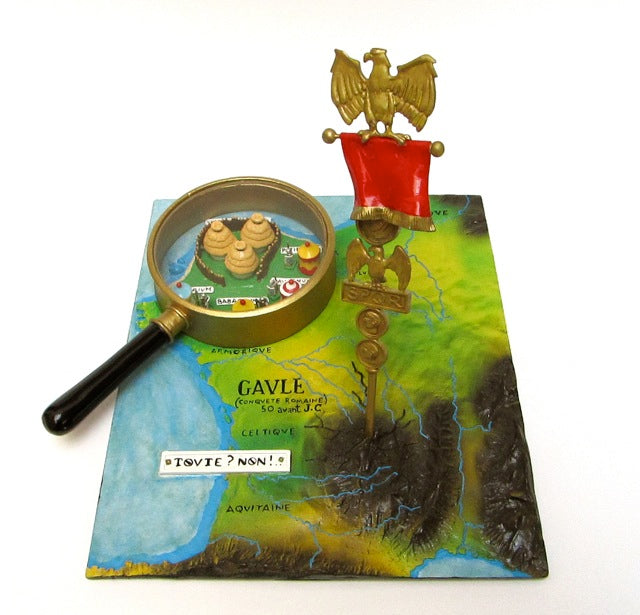 ASTERIX: PAGE DE GARDE DES ALBUMS, LA CARTE DE GAULE ET LA LOUPE - réplique métal