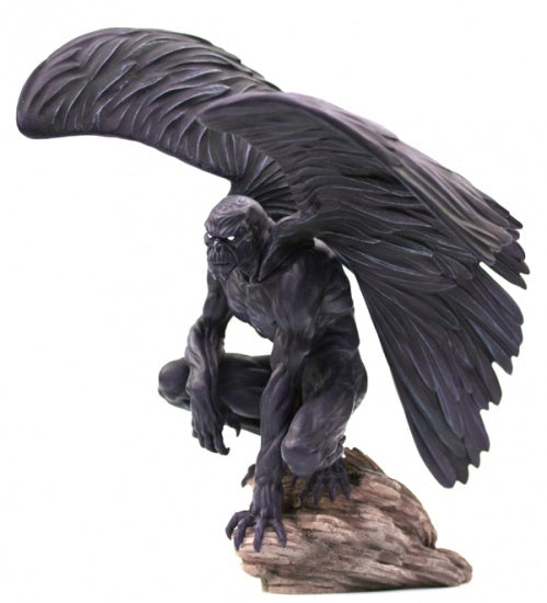 LE CHANT DES STRYGES: LE STRYGE - statuette résine 25 cm