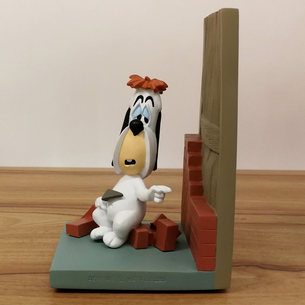 Droopy scotter ROUGE Figurine Démons et Merveilles Résine Droopy scotter ROUGE Figurine Démons et Merveilles Résine