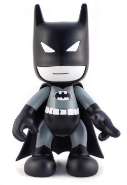DC COMICS: BATMAN, ARTOYS BLACK & WHITE - 21 cm vinyl figurine