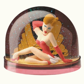 DROOPY - THE GIRL SNOW GLOBE