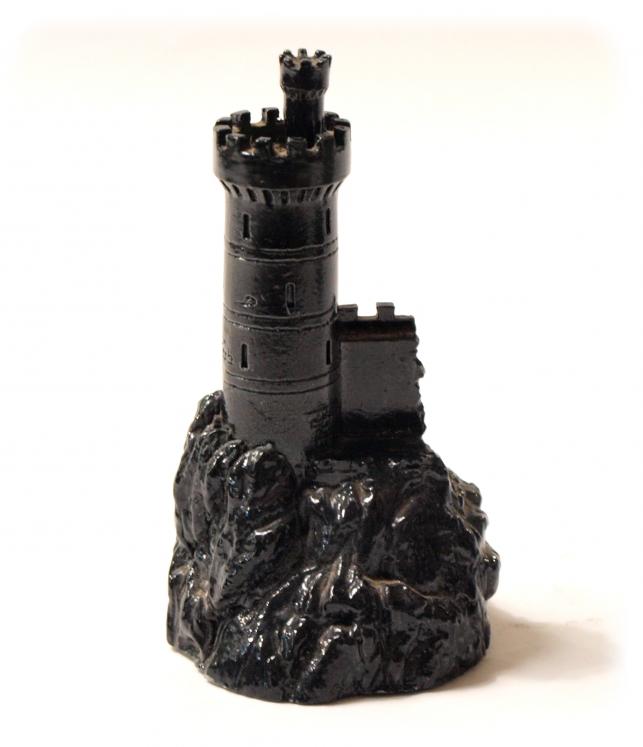 TINTIN: PIECE DU JEU D'ECHECS, L'ILE NOIRE - 8 cm metal figurine (pixi 40530, second hand item)