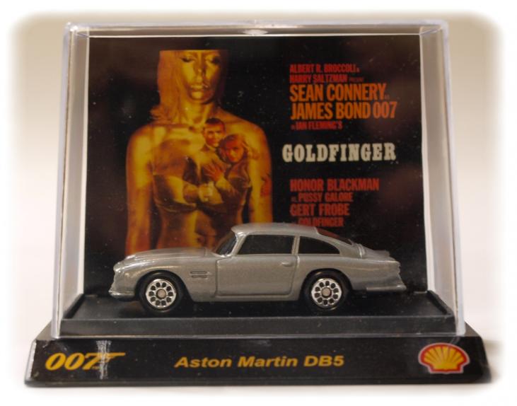 JAMES BOND - GOLDFINGER, ASTON MARTIN DB5 - die-cast vehicle