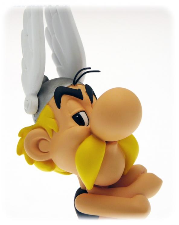 ASTERIX - 15 cm resin bust