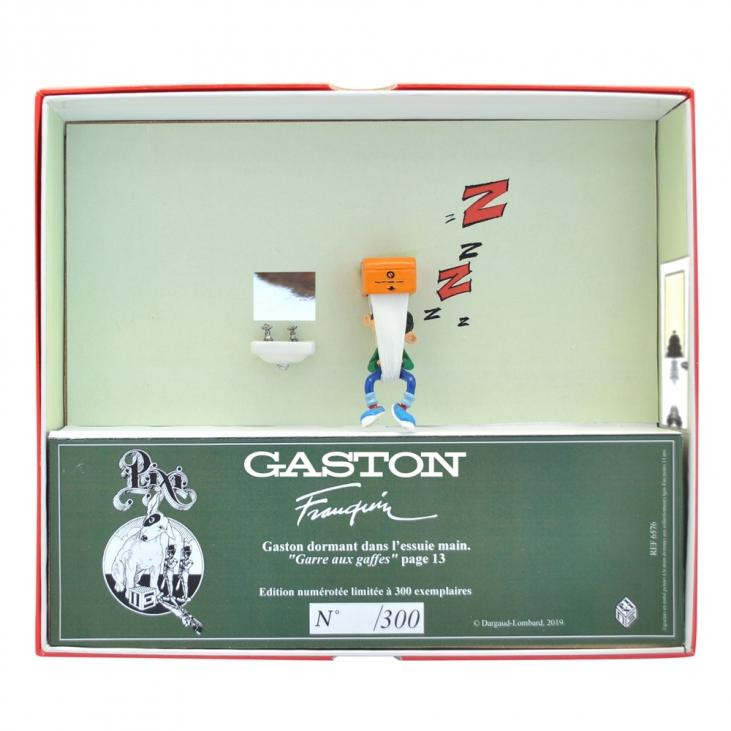GASTON: GASTON DORMANT DANS L'ESSUI MAIN (Collection Gaston Inventions II) - figurine métal 6 cm (pixi 6587)