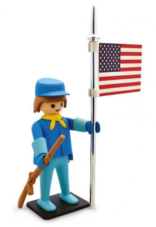 PLAYMOBIL: THE US SOLDIER - 21 cm resin statue