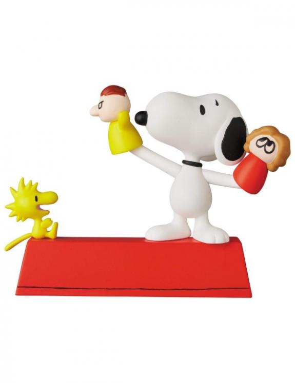 PEANUTS: PUPPET SHOW SNOOPY & WOODSTOCK ULTRA DETAIL FIGURE, UDF 546