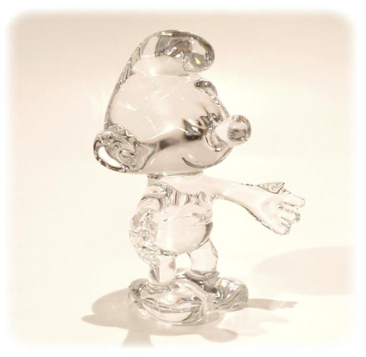 LES SCHTROUMPFS - MASCOTTE SHANGHAI 2010 - statuette en cristal Val Saint Lambert 12 cm