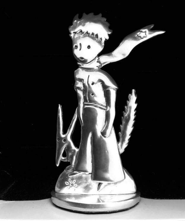 LE PETIT PRINCE: LE PETIT PRINCE ET LE RENARD - figurine en étain 7.5 cm