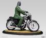Figurine Blacksad sur sa moto Triumph, Attakus