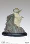 STAR WARS: YODA USING THE FORCE ON DAGOBAH - statuette résine 1/5 17 cm